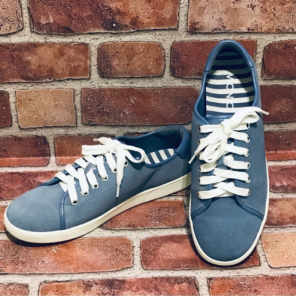 Vionic Brinley Women's Size-8 Light Blue Comfort Suede Sneakers w/Arch Support